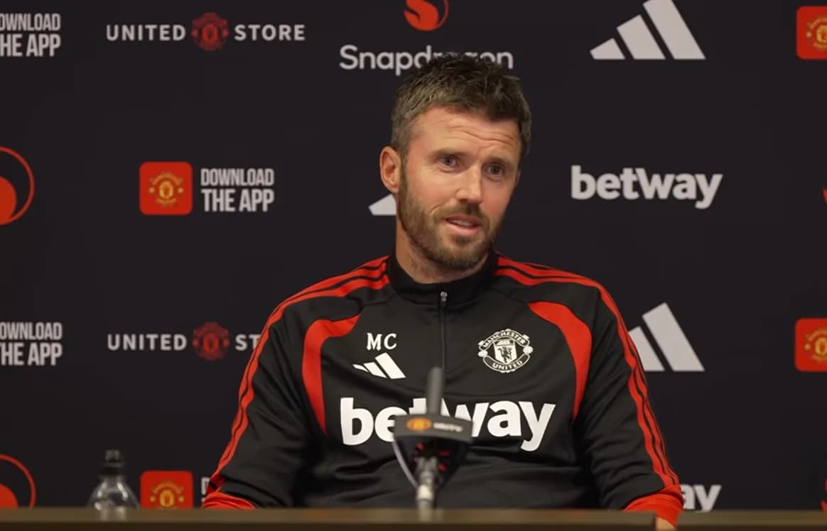 Carrick pred úvodným ligovým súbojom s Tigrami