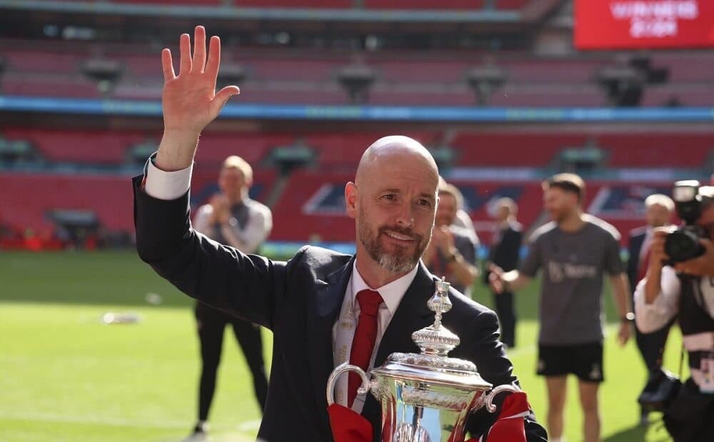 Ten Hag zostáva manažérom Manchestru United