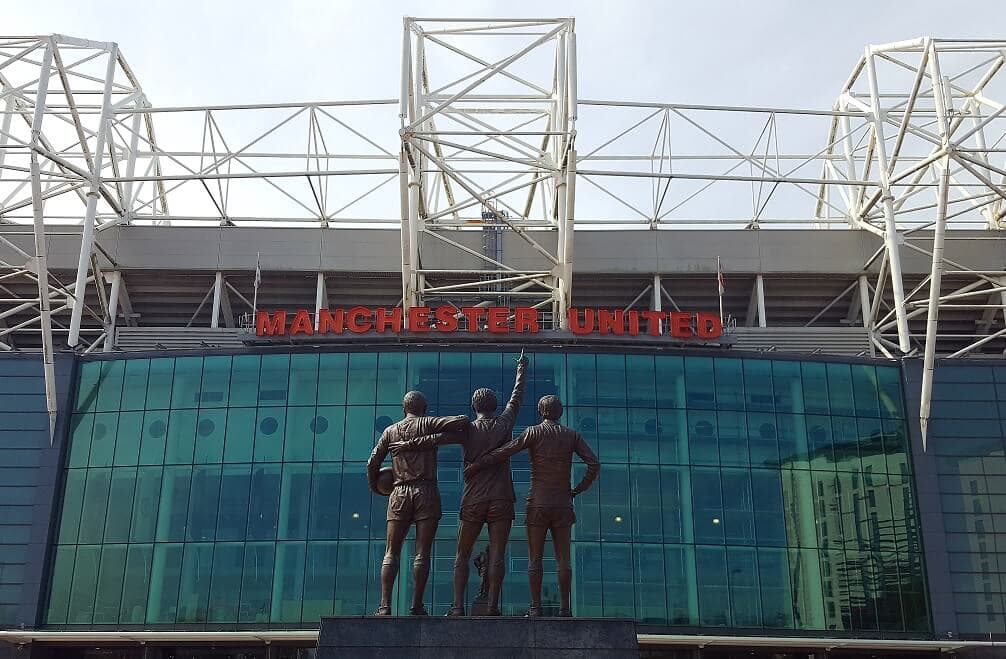 Zmaria dlhy Manchestru United plány Ineosu?