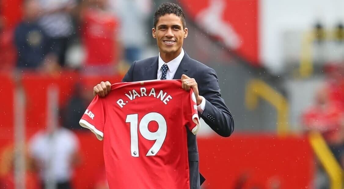 Oficiálne: Manchester United skompletizoval prestup Raphaëla Varana