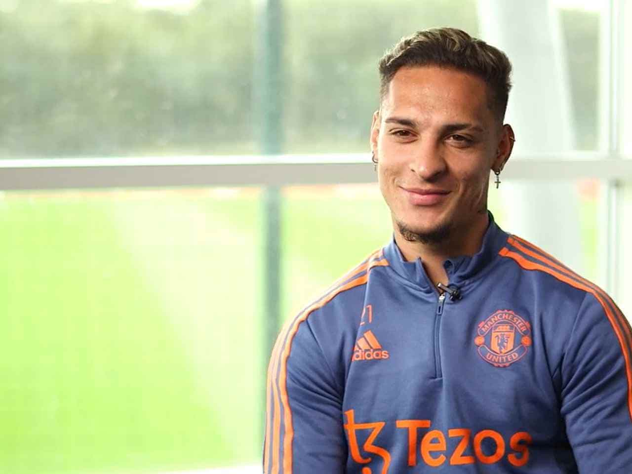 Rio Ferdinand apeluje na trpezlivosť s Antonym